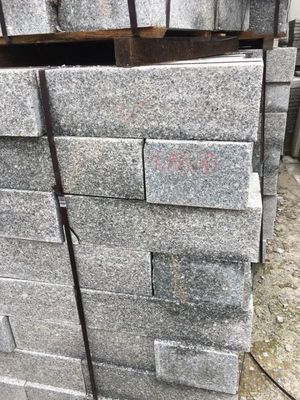 深圳芝麻黑弹石 蘑菇面弹石 小方块弹石 马蹄石石材加工