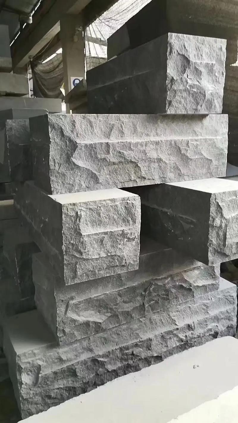自然面整石.654花岗岩石材的加工方法多样,主要包括以下